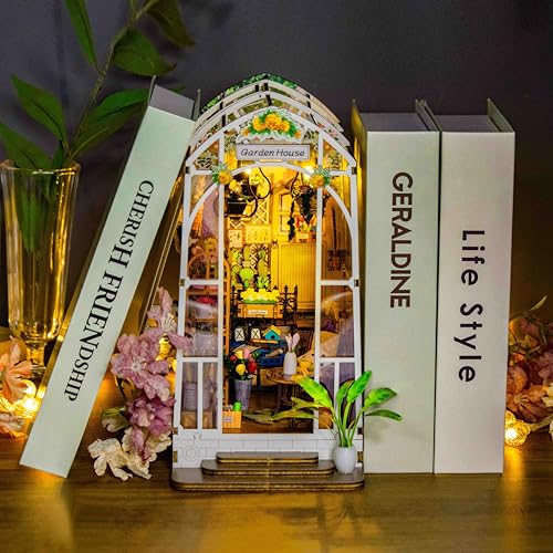 Miniature House Kit Wooden 3D Puzzle Dollhouse Booknook Bookshelf Insert Decor with LED D96892