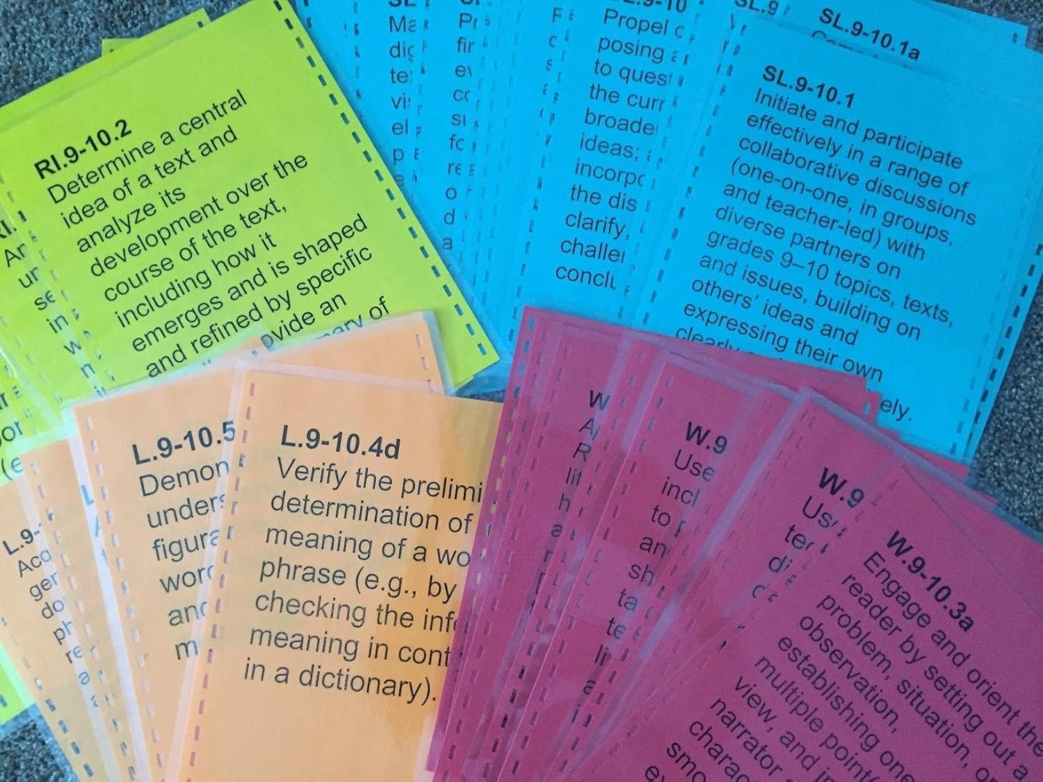 Thermal Laminating Pouches 8.9 x 11.4, 5 Mil, 300 Pack X387