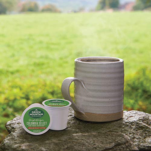 Half Caff Medium Roast Coffee Pods, 32 Count C540702