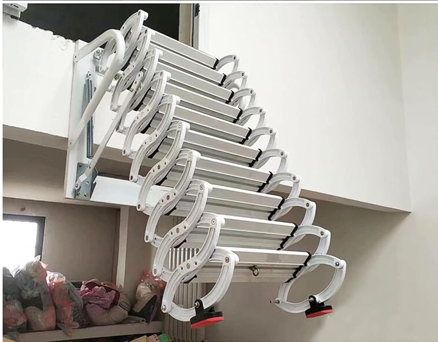 Al-Mg Alloy Attic Steps Pull Down 12 Steps Folding Ladder with Armrests 9.8ft Height 27.6x27.6in Frame Size G8555