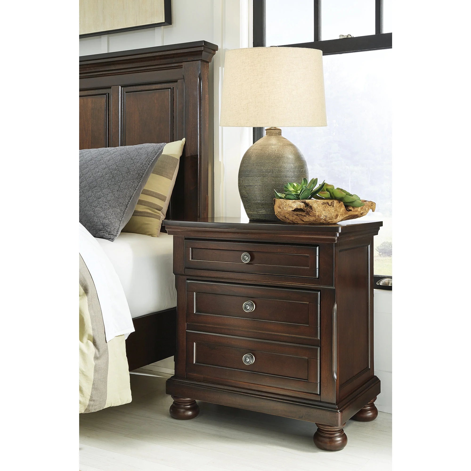 2 Drawer Nightstand, Dark Brown M8469