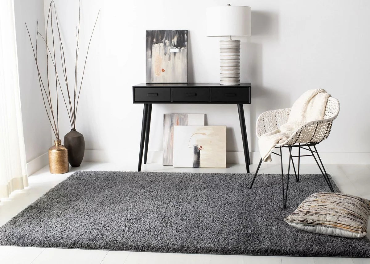Grey 4' x 4' Square Plush Shag Area Rug U9660