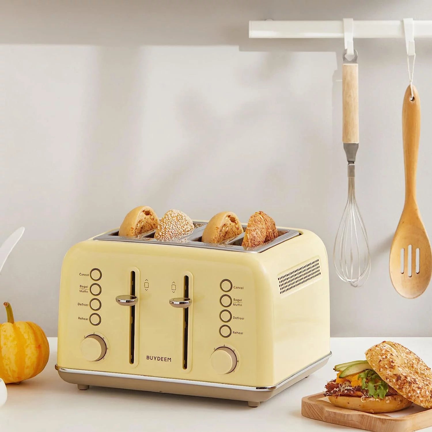 4-Slice Toaster, Extra Wide Slots, Mellow Yellow Y3926