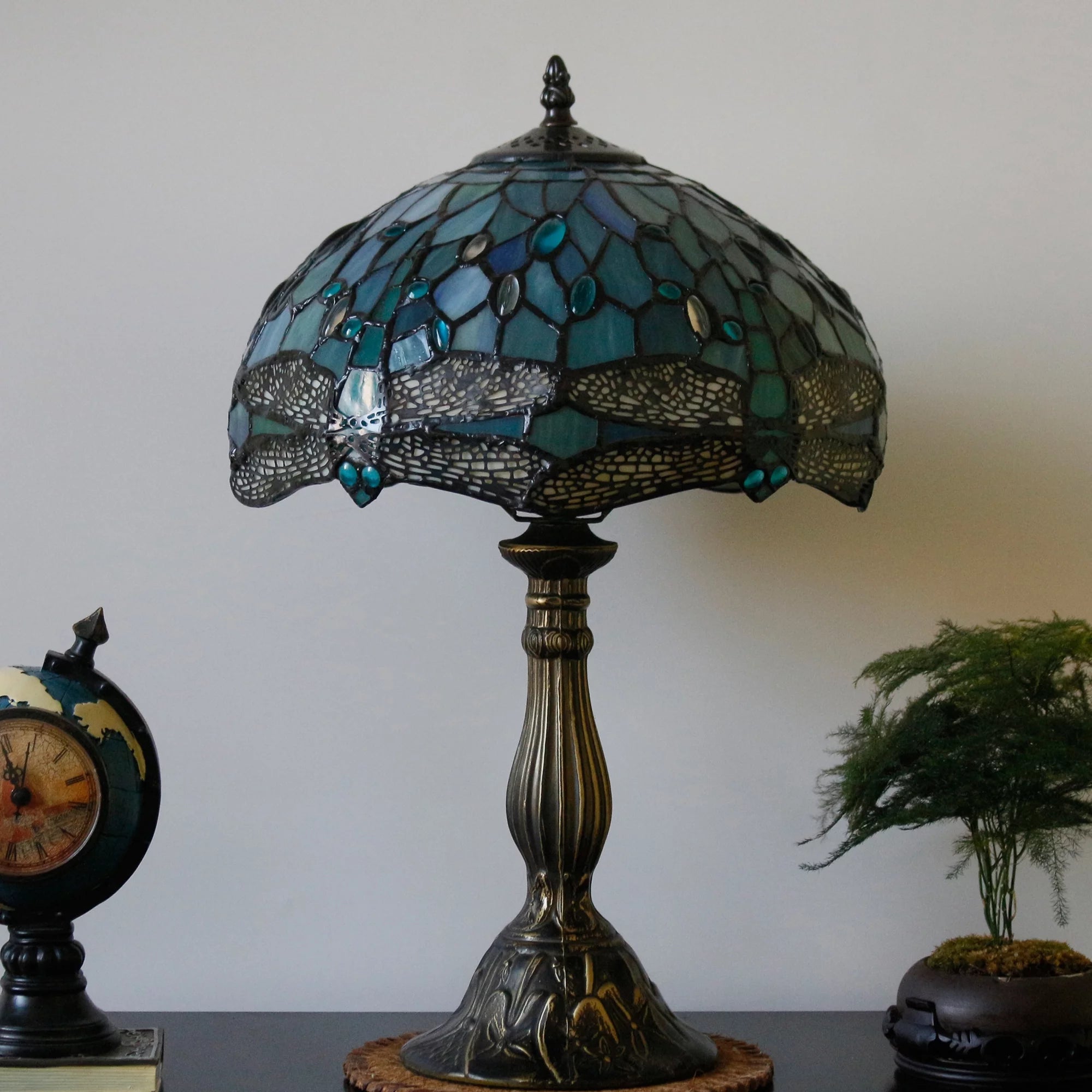 Sea Blue Stained Glass Table Lamp 18" Tall I50723