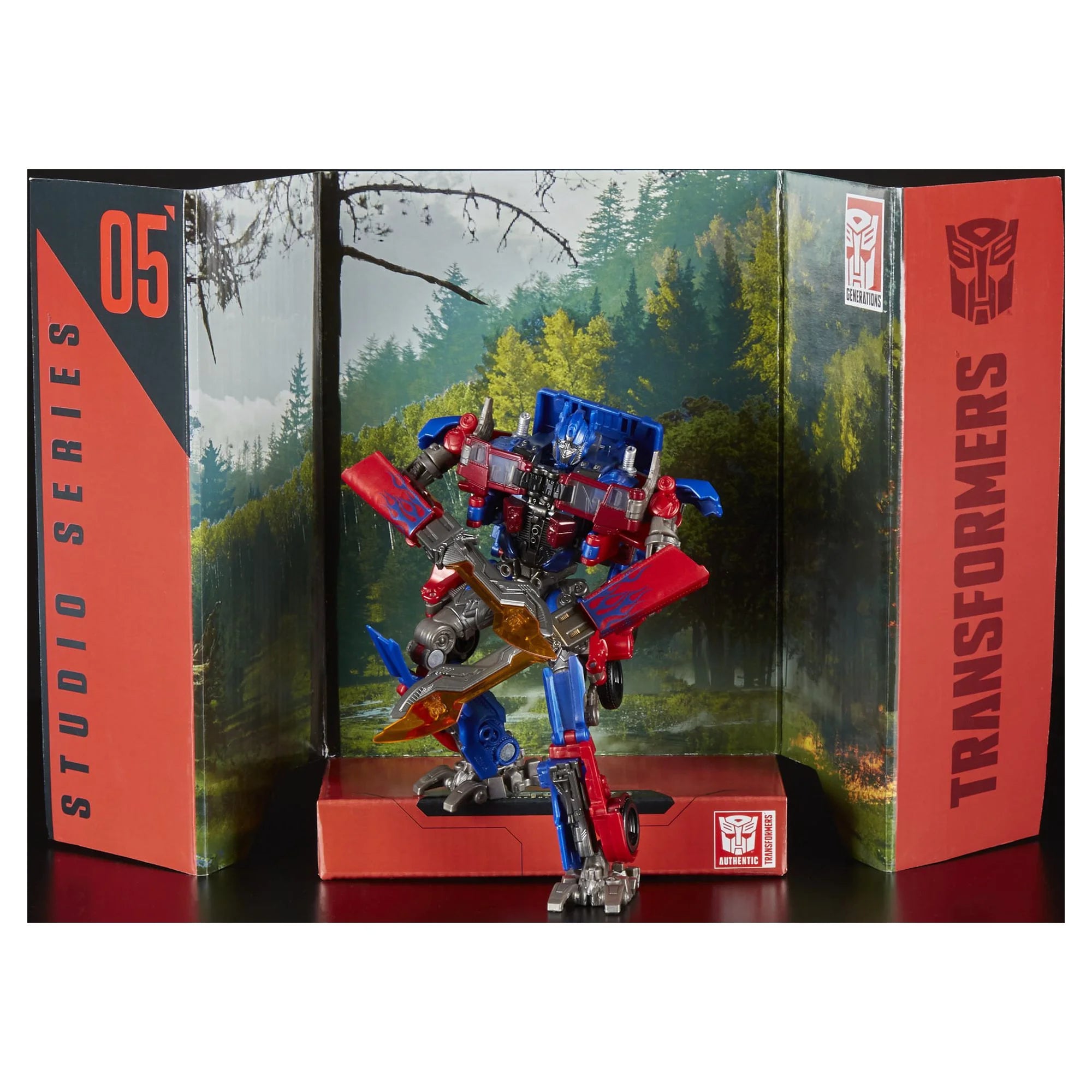 Voyager Class Optimus Prime Action Figure S631490
