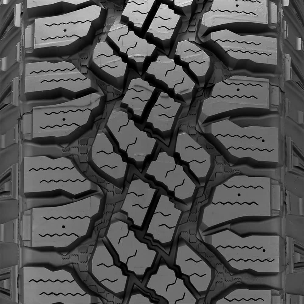 265/65R17 112S All-Season Radial Tire V99572