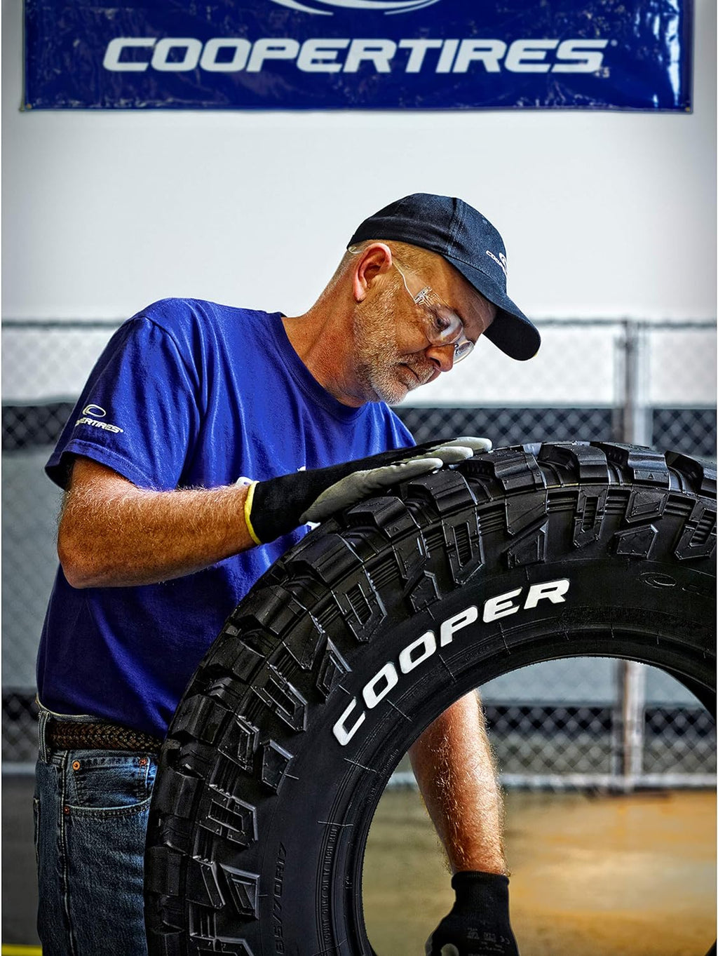 31X10.50R15LT 109Q All-Season Tire R756