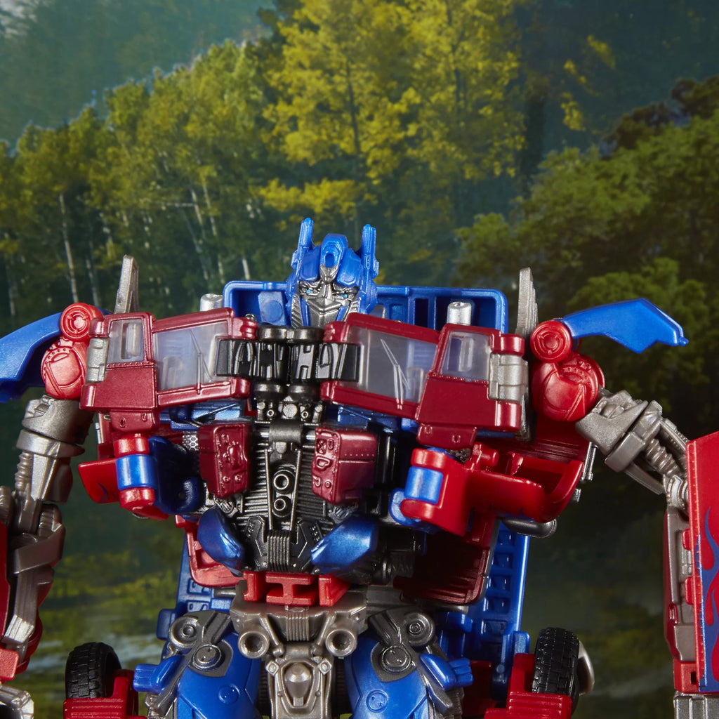 Voyager Class Optimus Prime Action Figure S631490