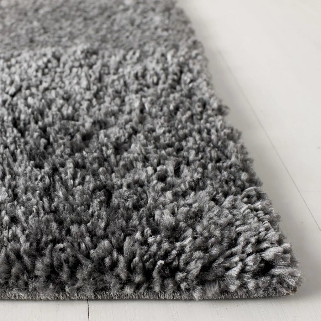 Grey 4' x 4' Square Plush Shag Area Rug U9660