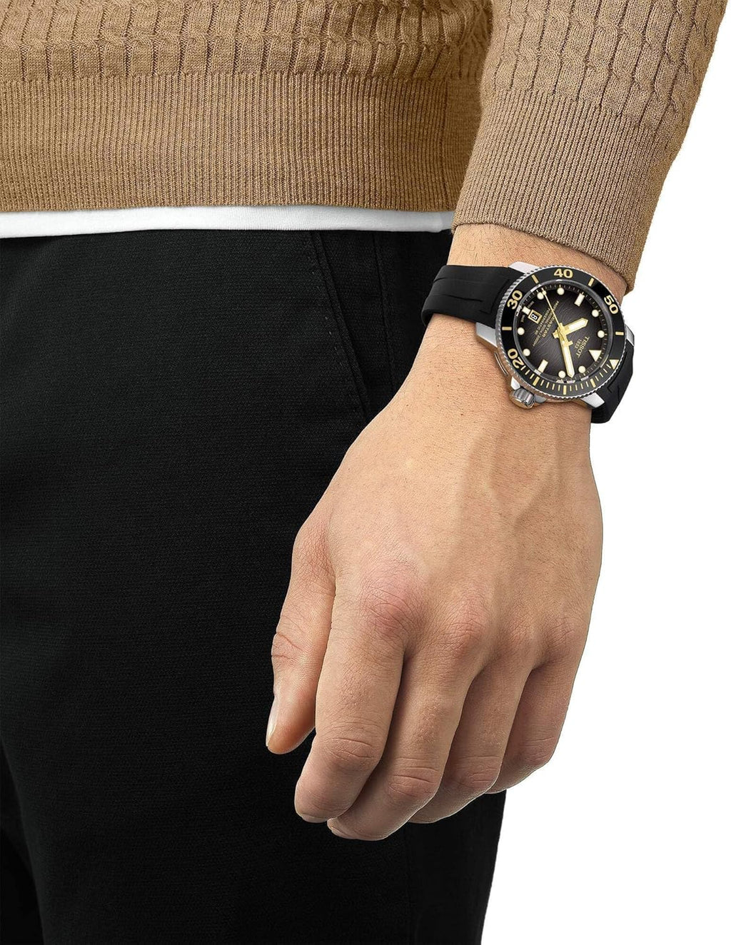 Black Rubber Automatic Watch I627