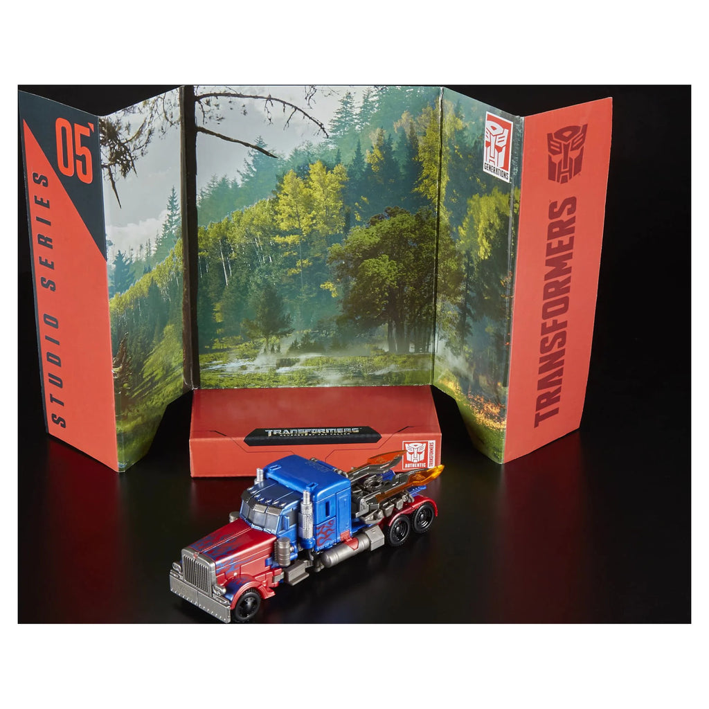 Voyager Class Optimus Prime Action Figure S631490