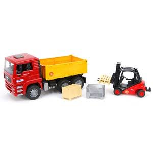 Red Truck with Forklift I9960