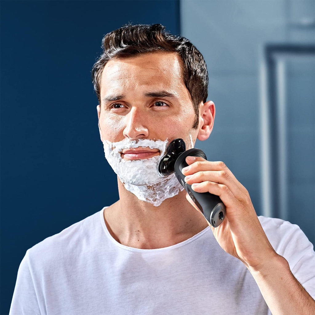 Rechargeable Wet or Dry Electric Shaver with Trimmer Attachment and Premium Case T33080