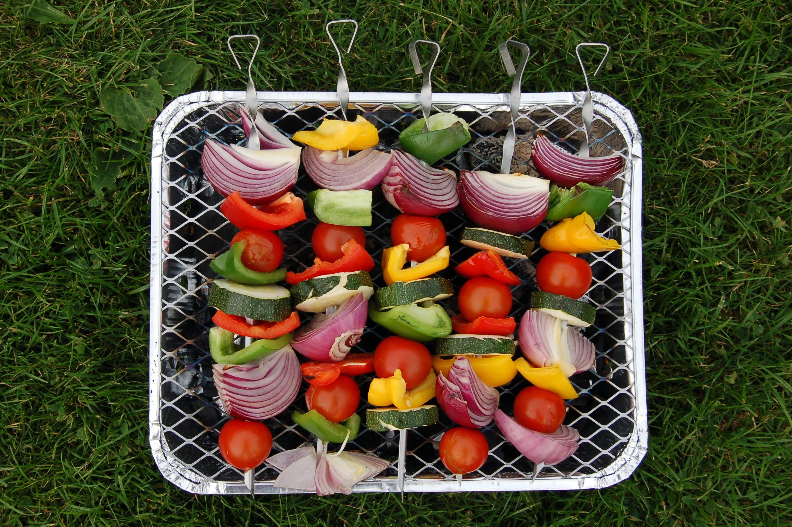 Disposable Aluminum Charcoal Grill 3 Pack 8.5 X 10.75 inch V858